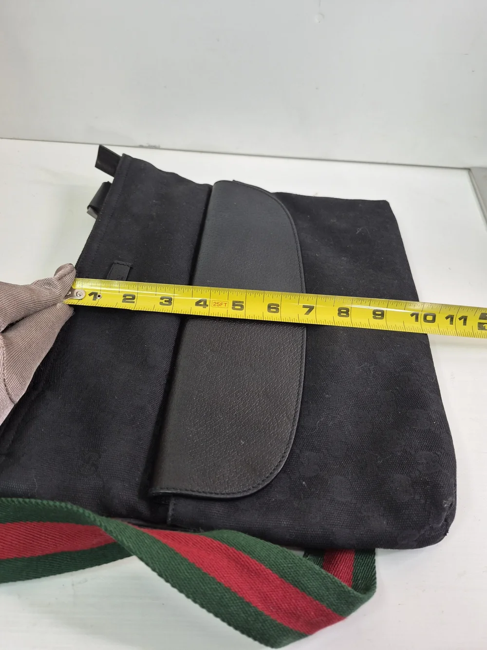 Gucci Black GG Canvas and Leather Messenger Bag